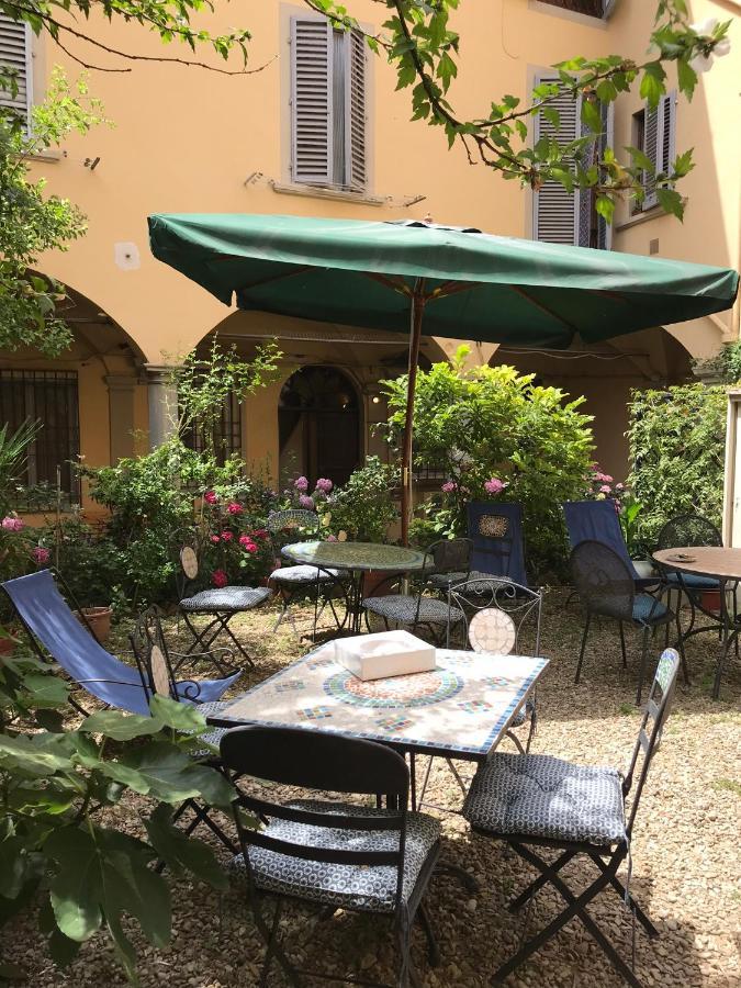 Cynthia'S Garden - Apartment With Private Garden In Santa Croce Florence Exterior photo