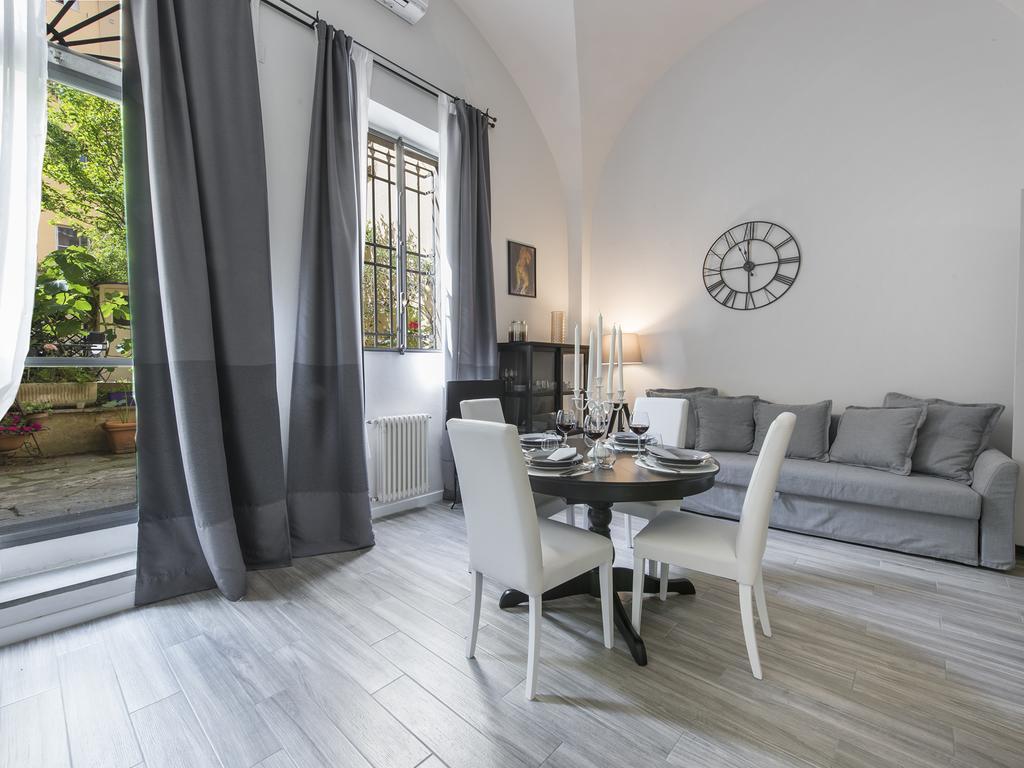 Cynthia'S Garden - Apartment With Private Garden In Santa Croce Florence Exterior photo